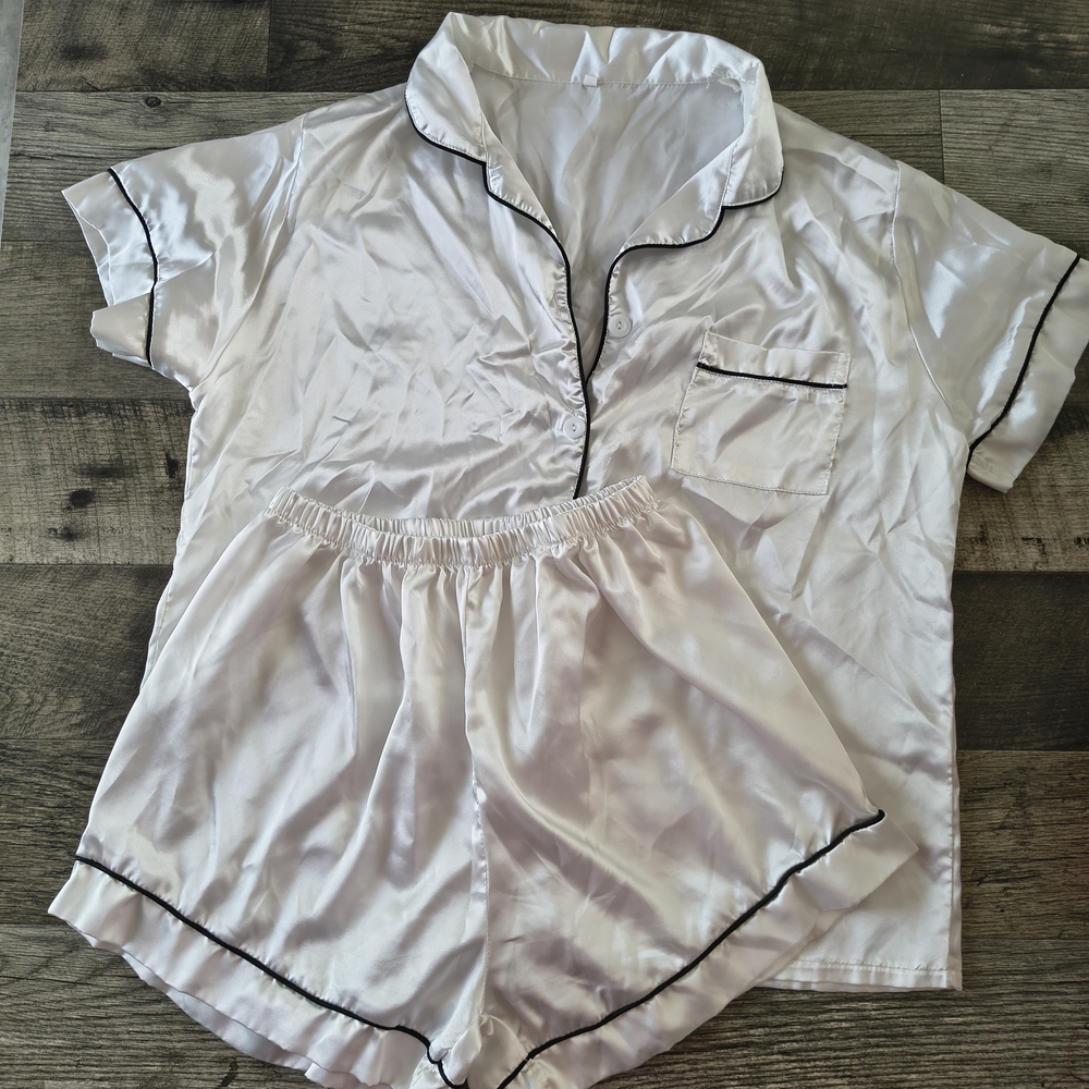 Women's Satin Pajama Set - White